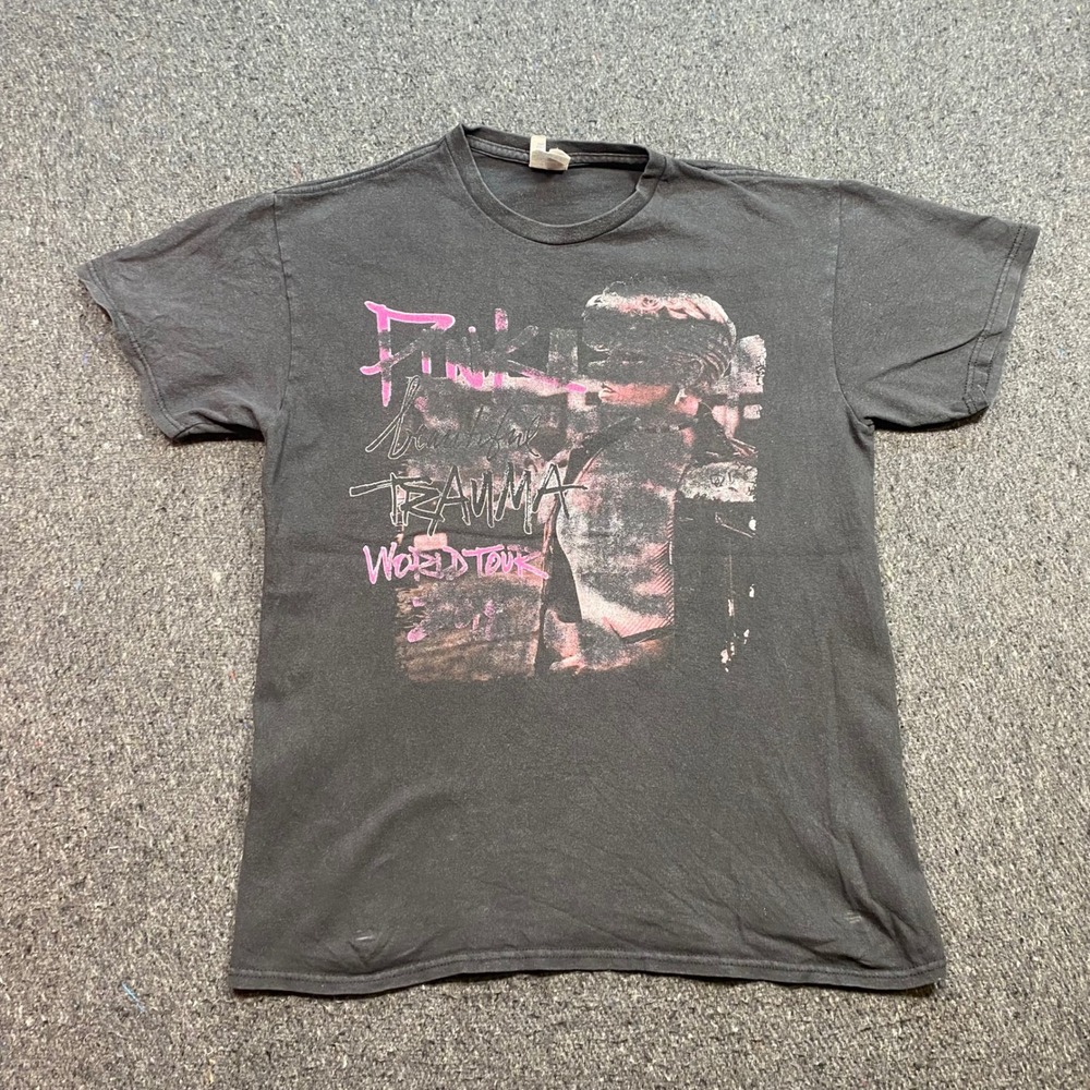 Pink Beautiful Trauma World Tour 2018 TShirt Sz M Mens Black Rock Grunge Concert